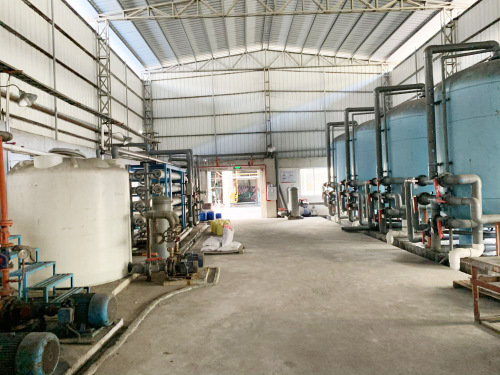 槑州某(mou)某(mou)紙業80m3ph除(chu)鹽水係(xi)統現(xian)場(chang)圖(tu)片(pian)
